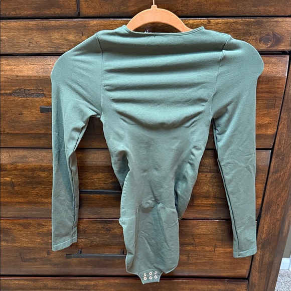 YITTY Shape Ware Green Women's Bodysuit - Picture 4 of 4